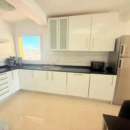 La Perla 3 Bedrooms In Κάλπε