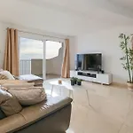 Apartamento La Perla 3 Bedrooms In