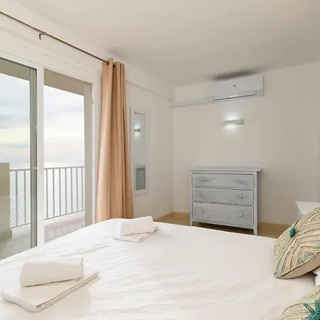 La Perla 3 Bedrooms In 公寓