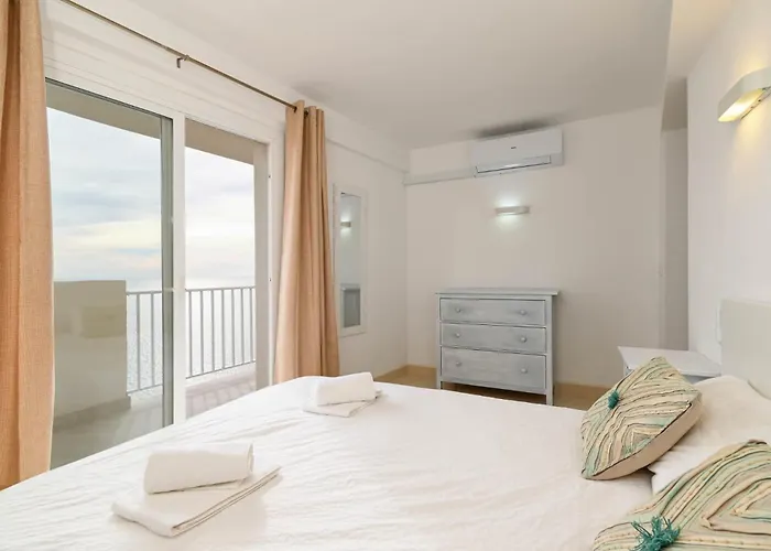 La Perla 3 Bedrooms In Lejlighed