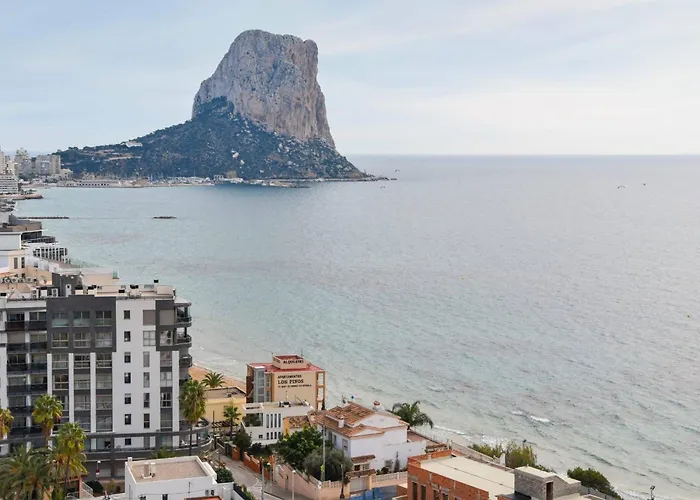 La Perla 3 Bedrooms In *